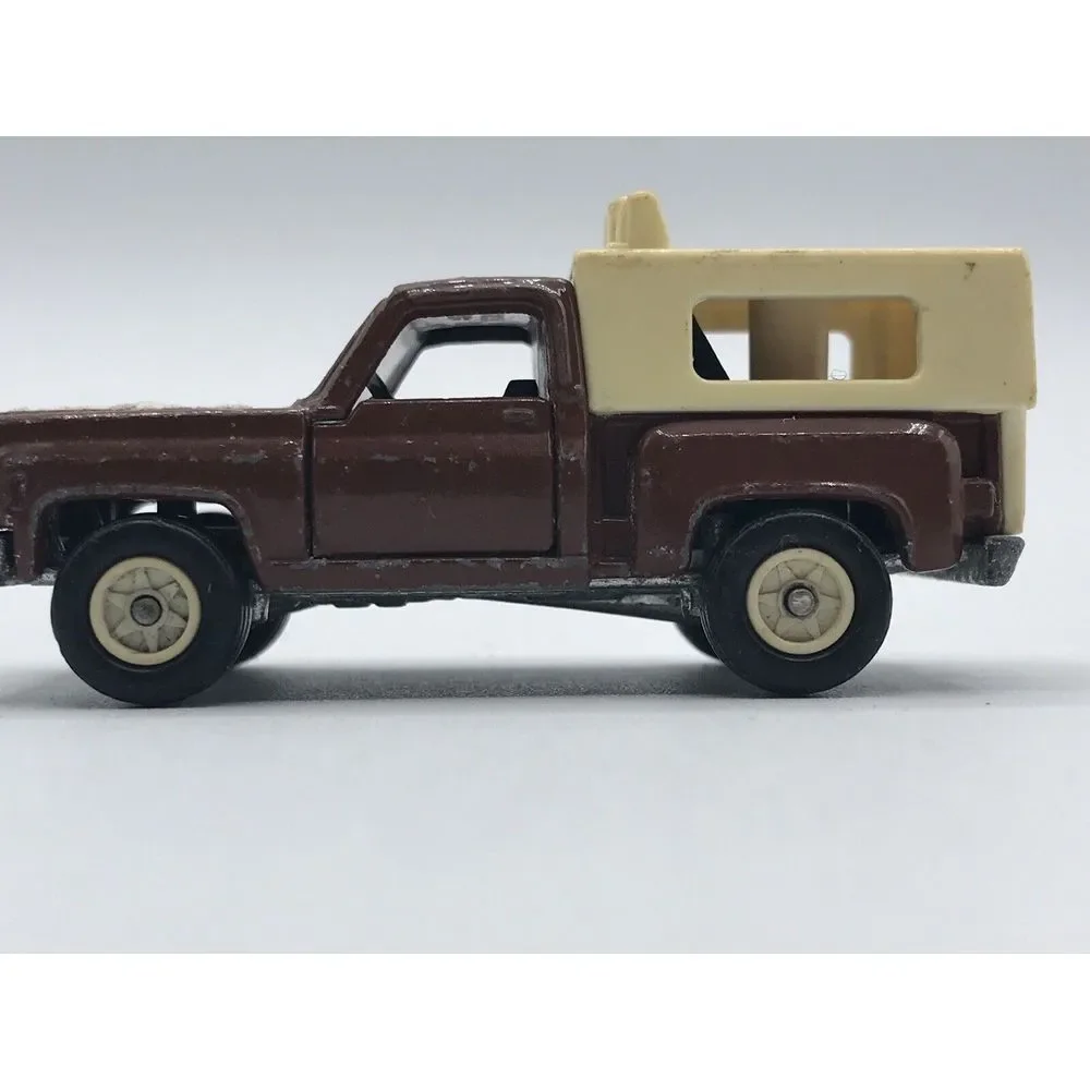 Tomy Tomica #F44 Chevrolet Pickup Truck 4x4 Very Nice! 1:77 Die-Cast Car